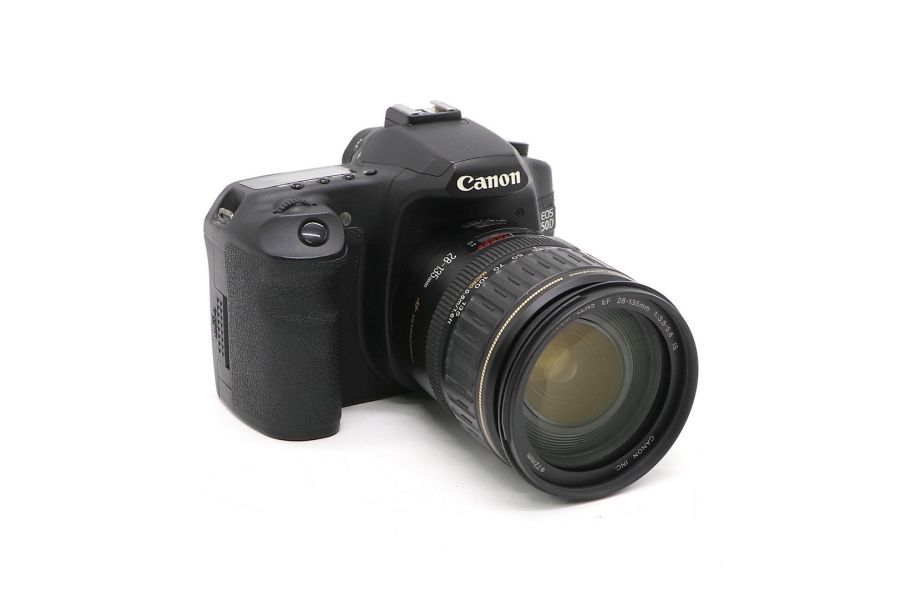 Canon 50D kit EF 28-135mm f/3.5-5.6 IS USM