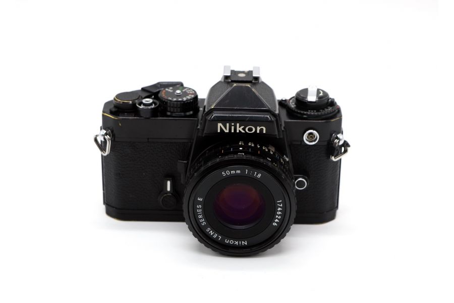 Nikon FE + 50mm f/1.8 (Japan, 1980)