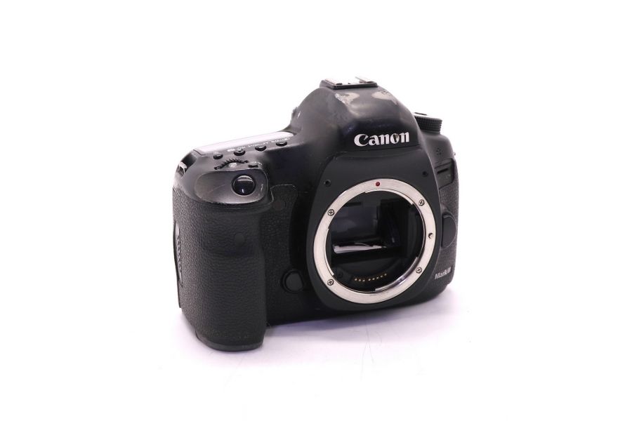 Canon EOS 5D Mark III body (пробег 21585 кадров)