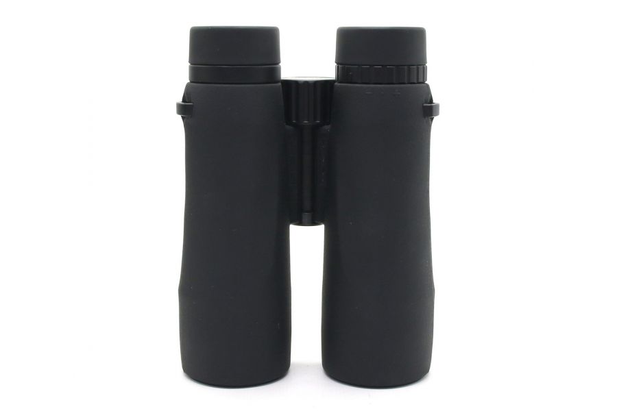 Бинокль Nikon Prostaff 5 8x42 в упаковке