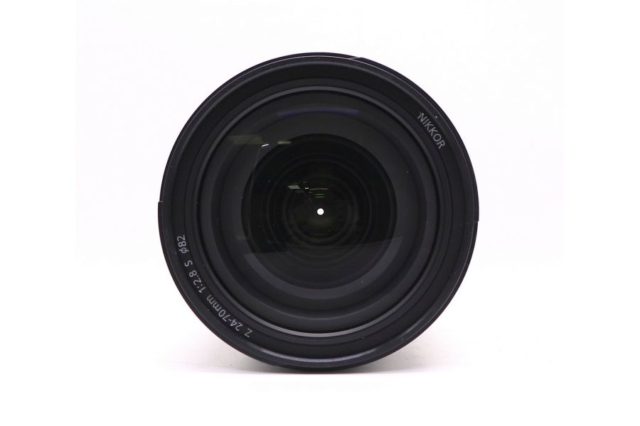 Nikon 24-70mm f/2.8 S Nikkor Z в упаковке