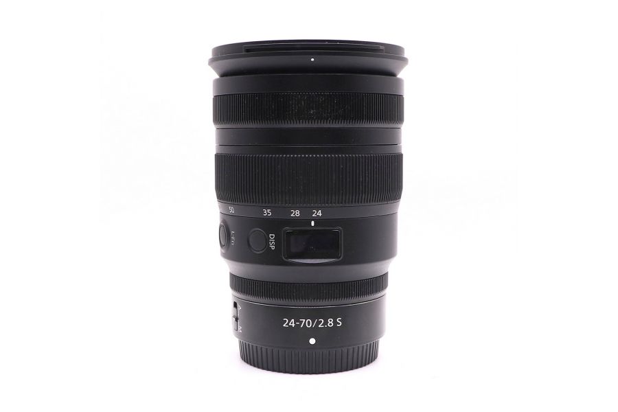 Nikon 24-70mm f/2.8 S Nikkor Z в упаковке