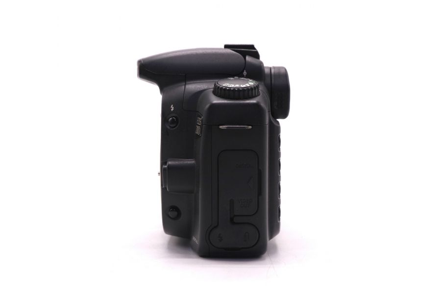 Зеркальный фотоаппарат Canon EOS 20D body в упаковке