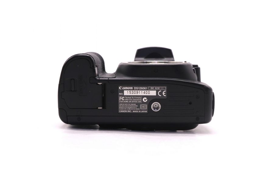 Зеркальный фотоаппарат Canon EOS 20D body в упаковке