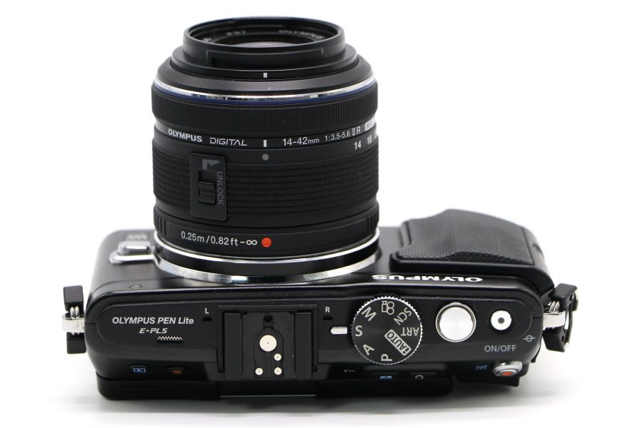 Olympus pen E-PL5 kit box (пробег 3173 кадра)