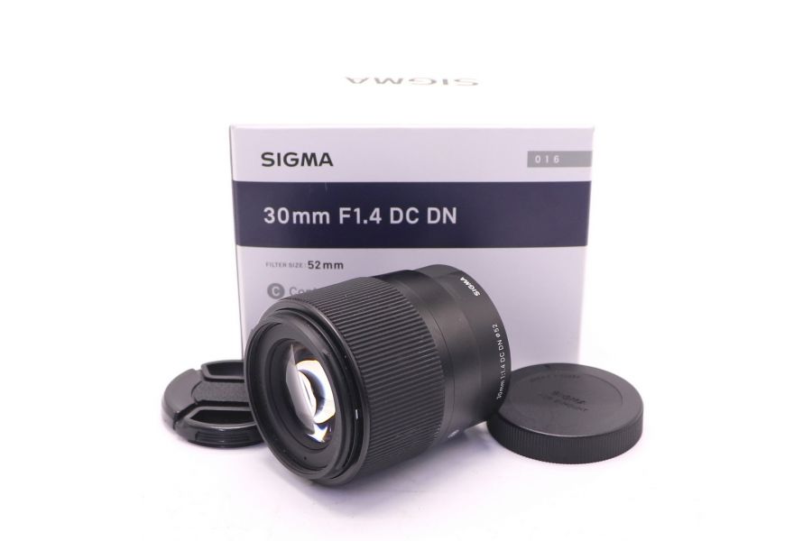 Sigma AF 30mm f/1.4 DC DN Contemporary Sony E в упаковке