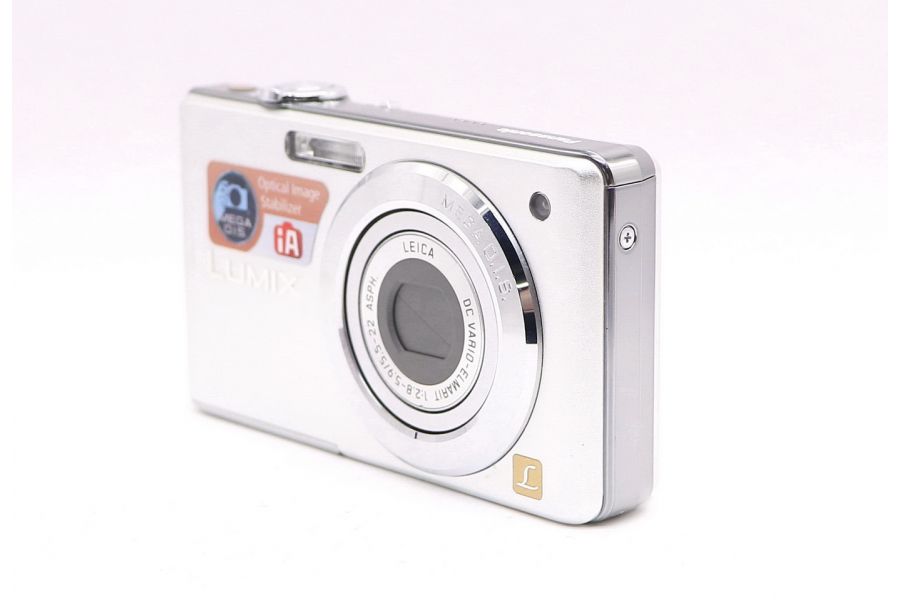 Panasonic Lumix DMC-FS6 в упаковке