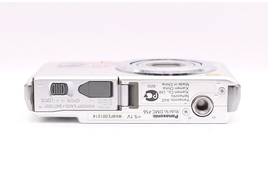 Panasonic Lumix DMC-FS6 в упаковке