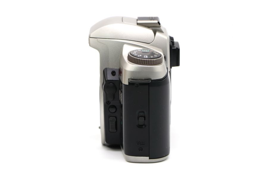 Pentax MZ-6 body (Japan, 2004)