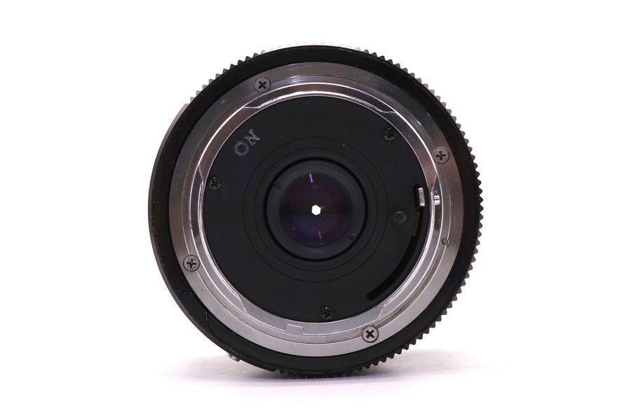 Konica Hexanon AR 28mm f/3.5 в упаковке