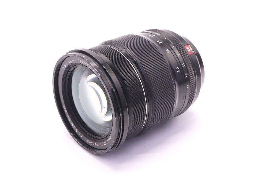 Fujifilm XF 16-55mm f/2.8 R LM WR X-Mount в упаковке