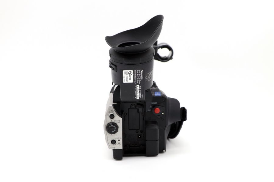 Видеокамера Panasonic AG-DVX100