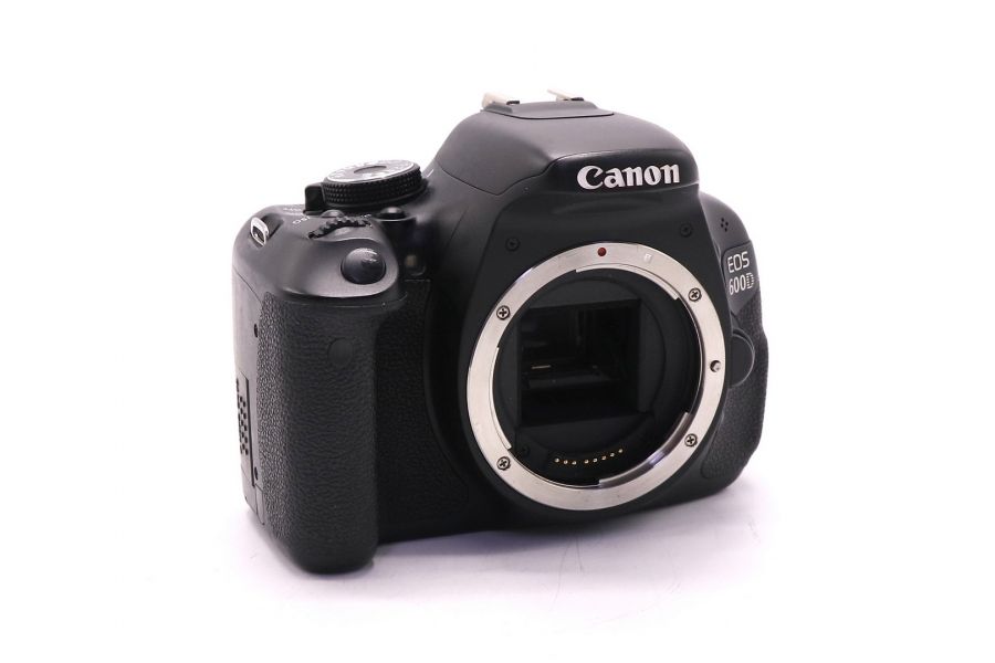 Фотокамера Canon EOS 600D body (пробег 4915 кадров)