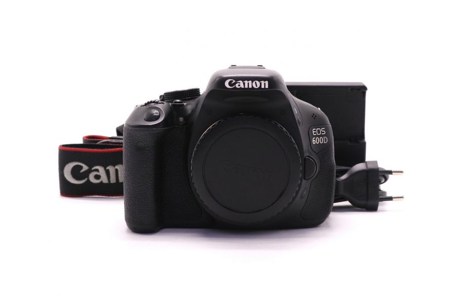 Фотокамера Canon EOS 600D body (пробег 4915 кадров)
