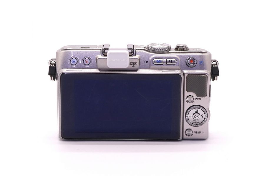 Olympus pen E-PL3 body (пробег 3150 кадров)