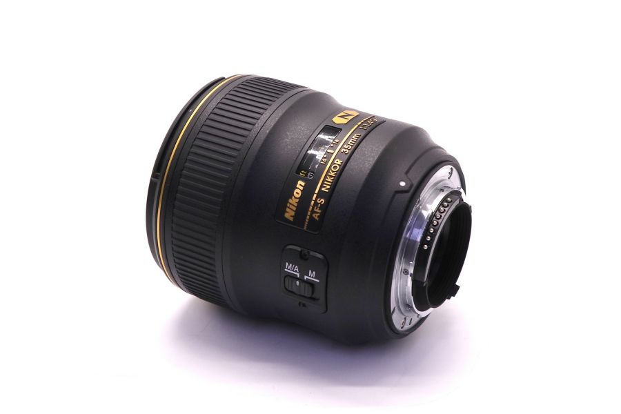 Nikon 35mm f/1.4G AF-S Nikkor в упаковке (Japan)