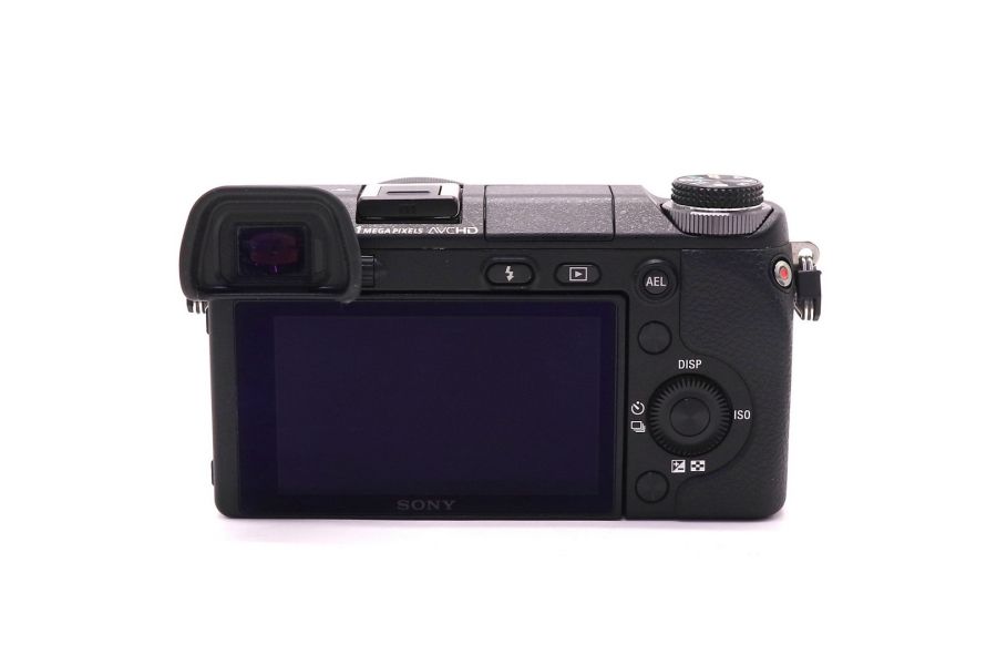 Sony Nex-6 kit (пробег 3000 кадров)