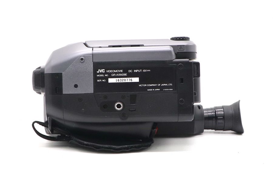 Видеокамера JVC GR-AXM28E в упаковке