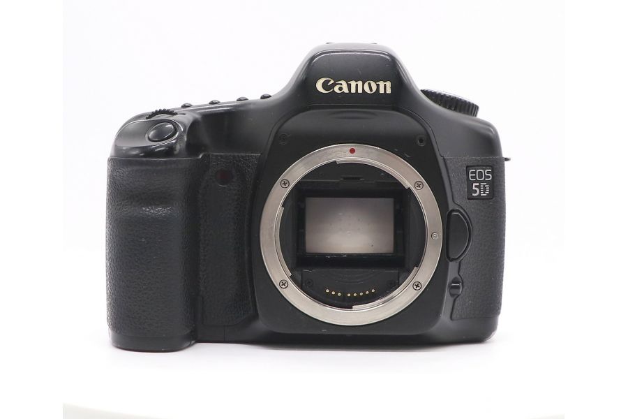 Canon EOS 5D body (Japan)