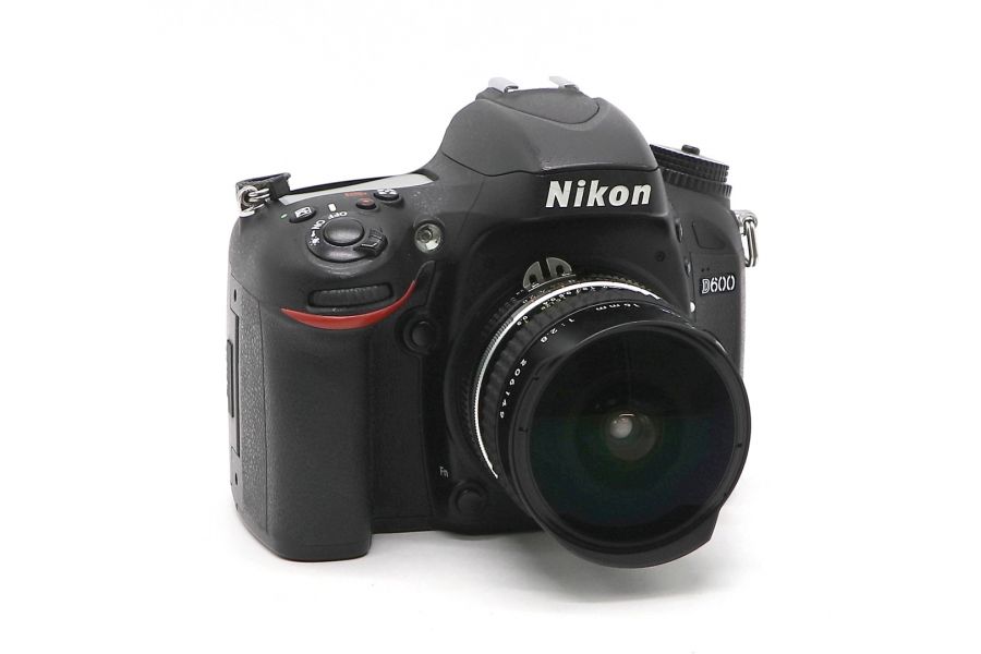 Nikon D600 kit Fisheye-Nikkor 16mm f/2.8 AI-S