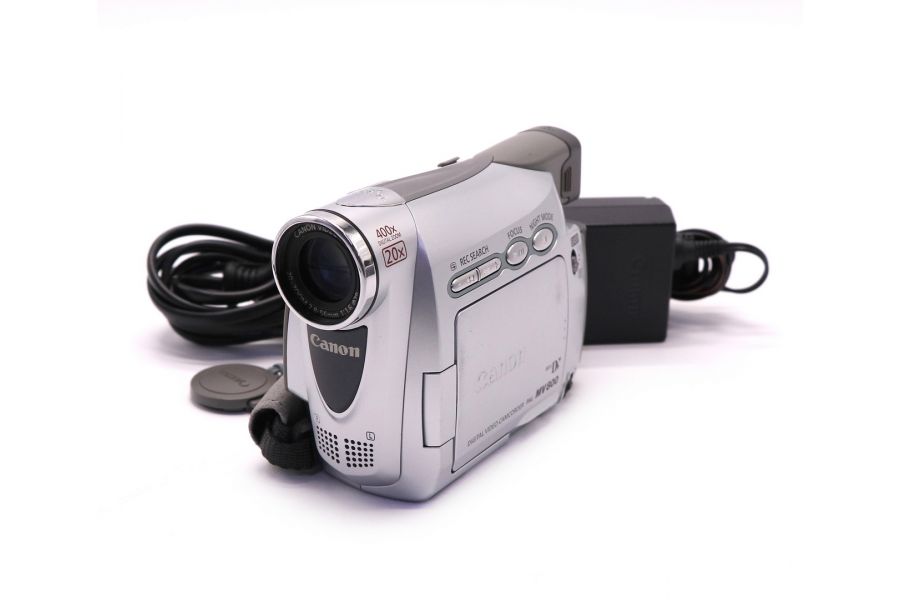 Видеокамера Canon MV800