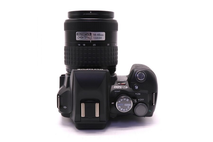 Olympus E-500 kit 14-45mm f/3.5-5.6 в упаковке (пробег 1300 кадров)