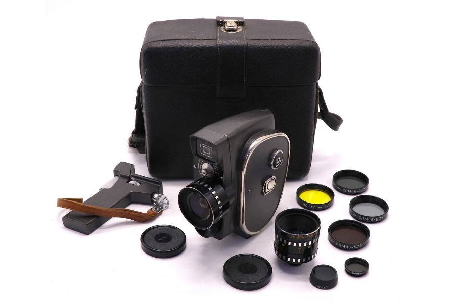 Кинокамера Кварц 2м (СССР, 1972)