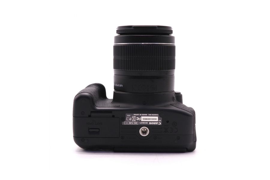 Canon EOS 650D kit (пробег 2950 кадров)