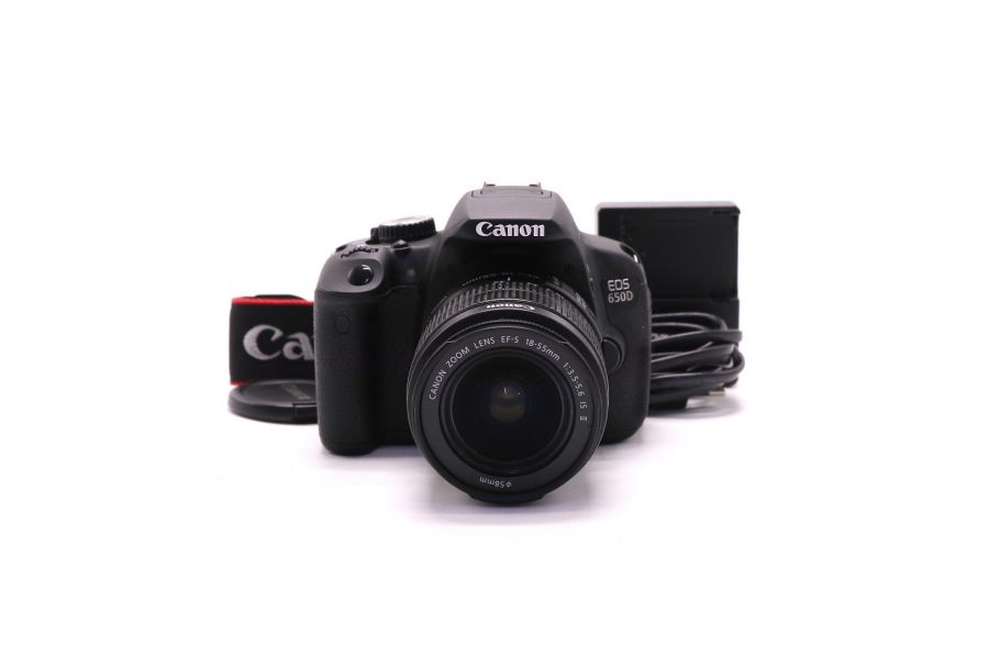 Canon EOS 650D kit (пробег 2950 кадров)