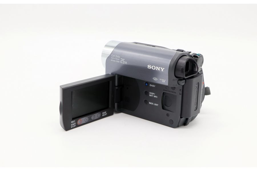 Видеокамера Sony DCR-HC48E