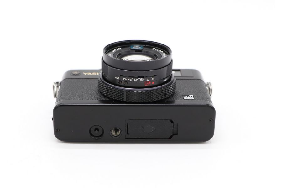 Yashica Electro 35 GX (Japan, 1975)