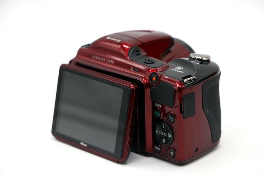 Nikon Coolpix L830 в упаковке