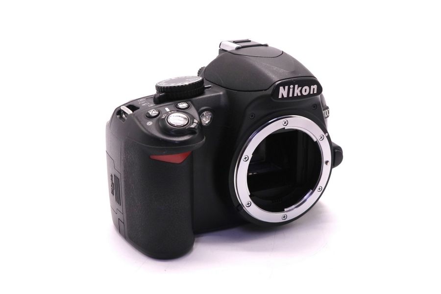 Nikon D3100 body (пробег 13375 кадров)
