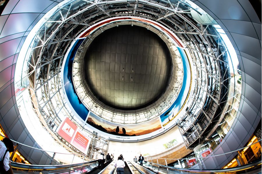 F-Distagon Carl Zeiss 2.8/16 HFT for Canon EF