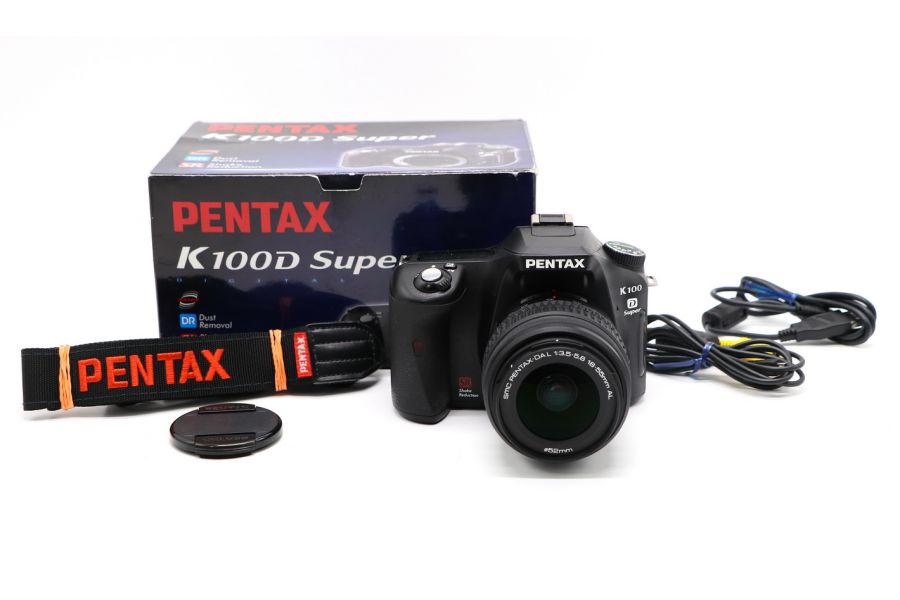 Pentax K100D Super kit в упаковке (пробег 1985 кадров)