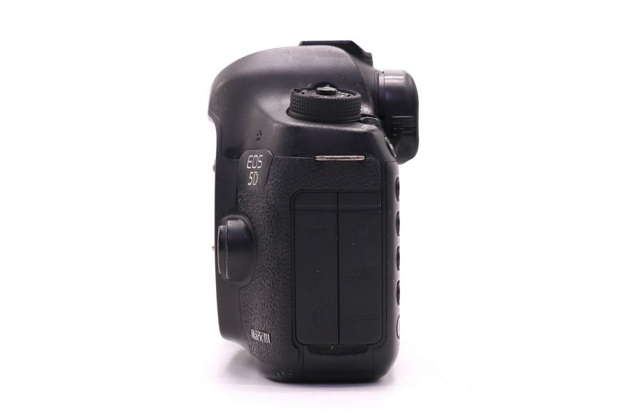 Canon EOS 5D Mark III body (пробег 6800 кадров)