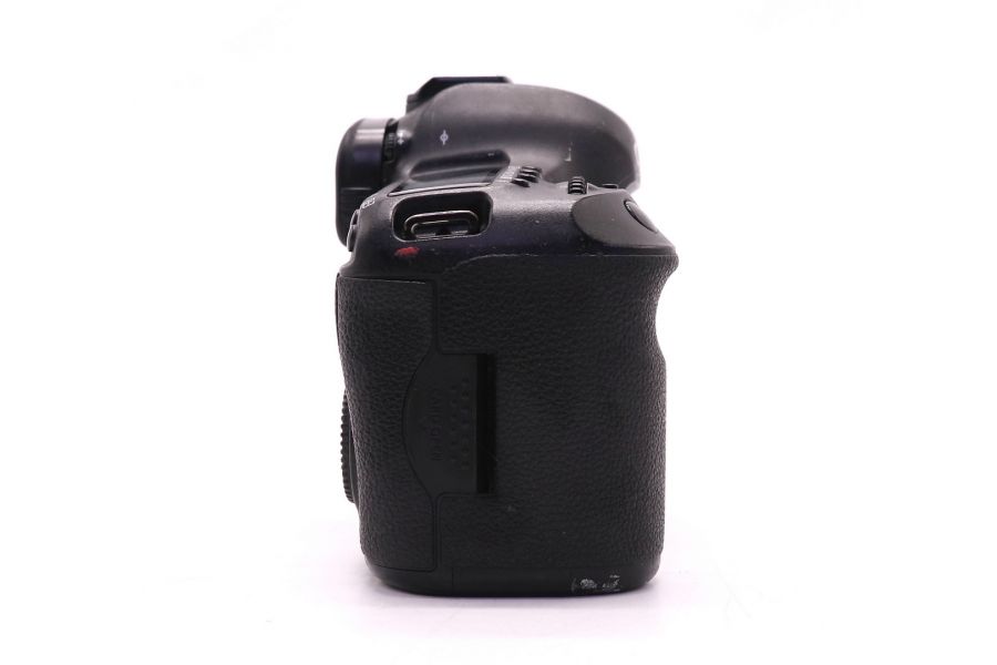 Canon EOS 5D Mark III body (пробег 6800 кадров)
