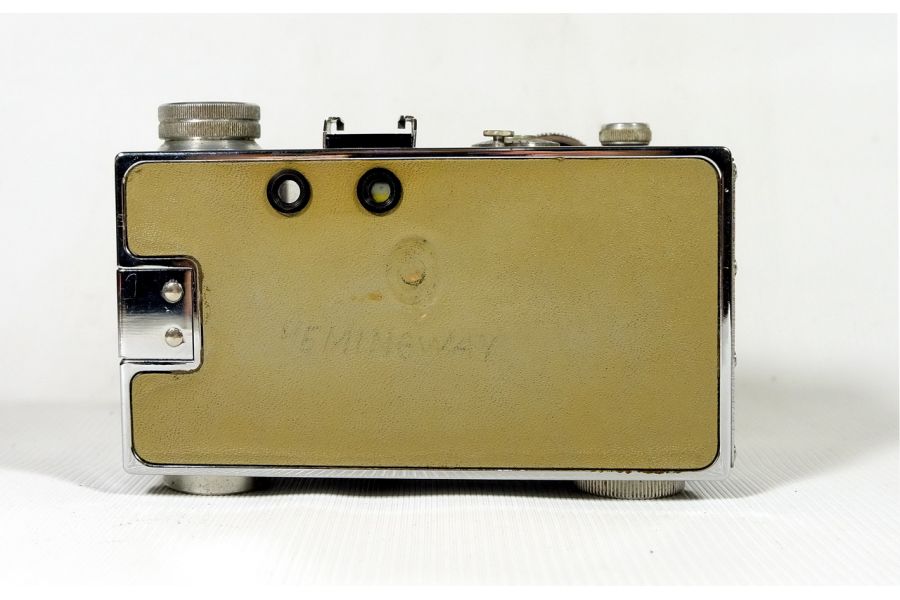 Argus C3 + Lens 4.5/35mm (USA, 1961)