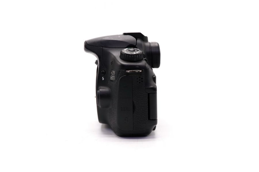 Canon EOS 60D body в упаковке (пробег 12785 кадров)