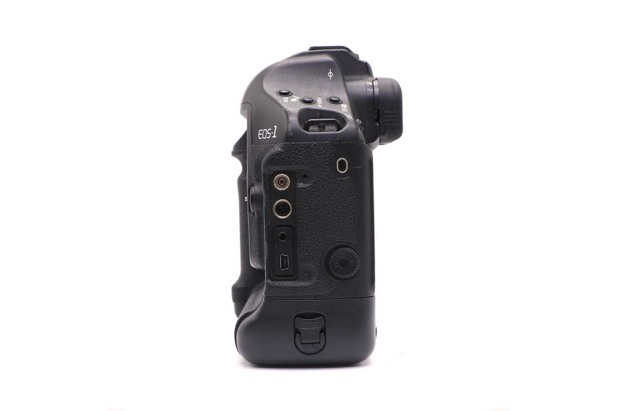 Canon EOS 1Ds Mark III body в упаковке