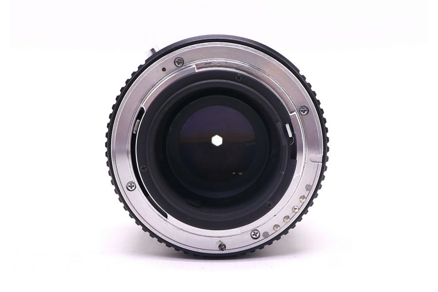 Focal 135mm f/2.8 MC Auto