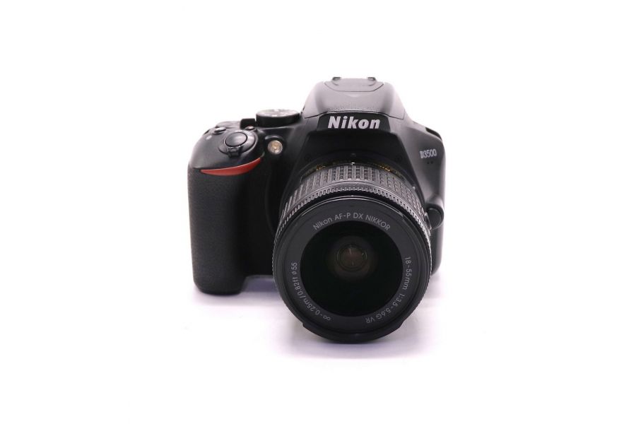 Фотокамера Nikon D3500 kit (пробег 9065 кадров)