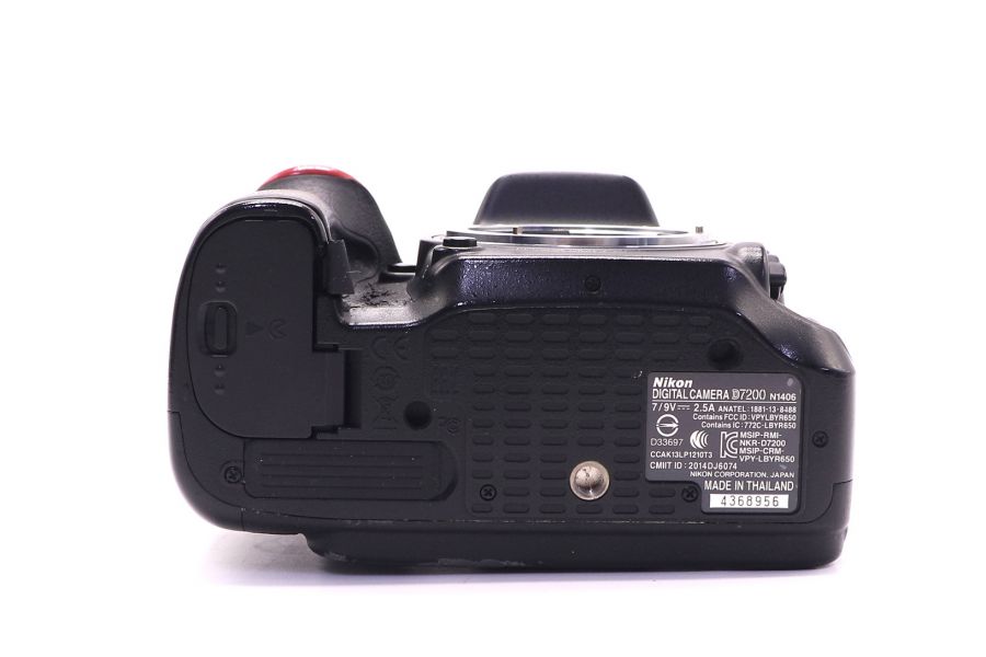 Nikon D7200 body в упаковке (пробег 225950 кадров)