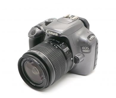 Canon EOS 1100D kit (пробег 54730 кадров)