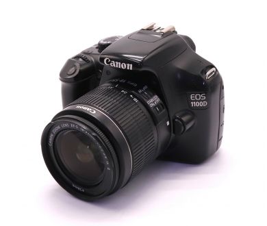 Canon EOS 1100D kit (пробег 33620 кадров)