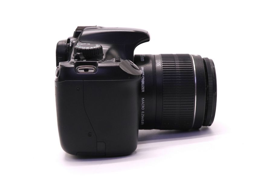 Canon EOS 1100D kit (пробег 33620 кадров)