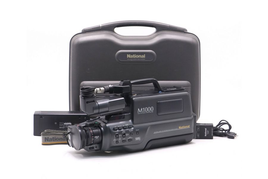 Видеокамера National M1000