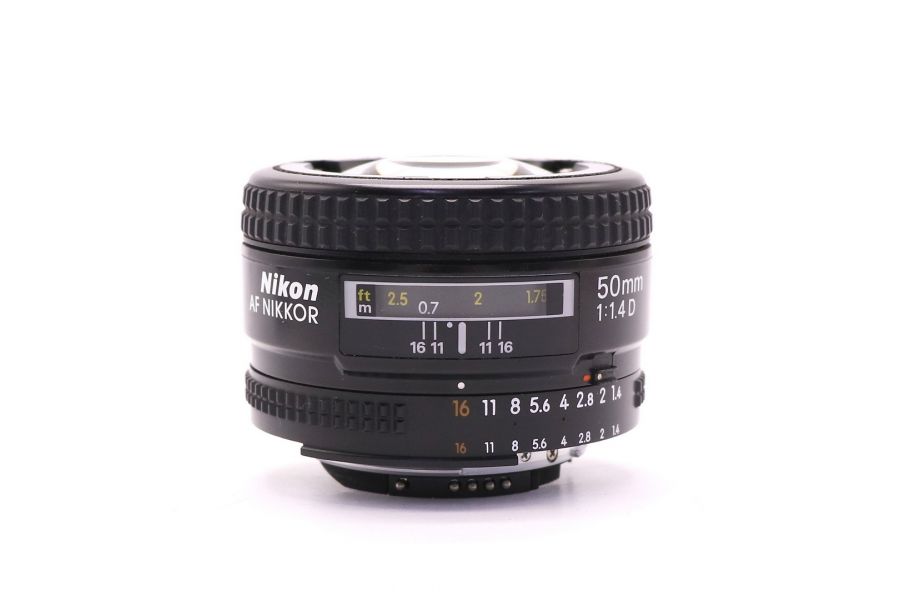 Nikon 50mm f/1.4D AF Nikkor (China)