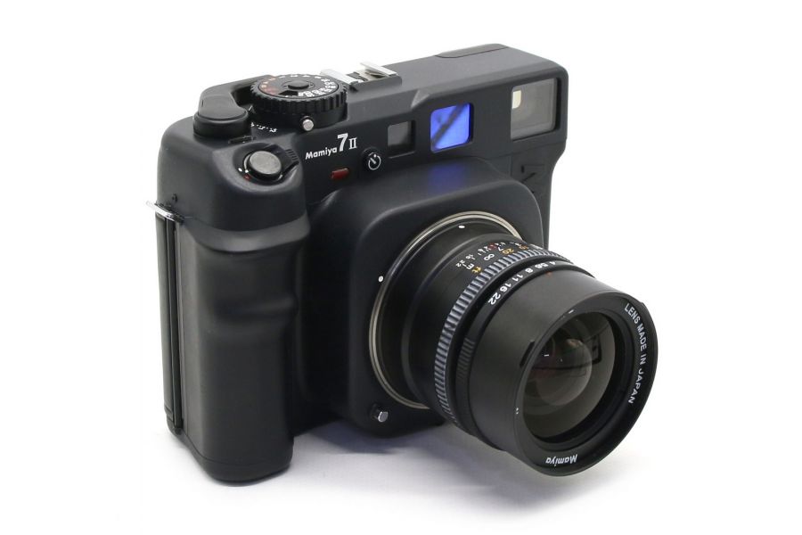 Mamiya 7 II + Mamiya N 65mm f/4 L