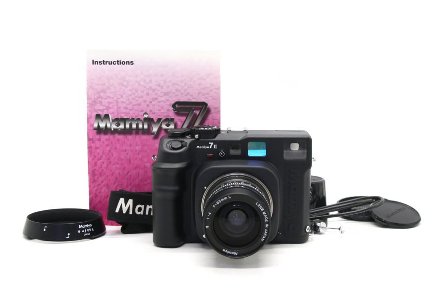 Mamiya 7 II + Mamiya N 65mm f/4 L